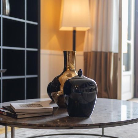 Palazzo Nana Suites & Apartments ナポリ エクステリア 写真