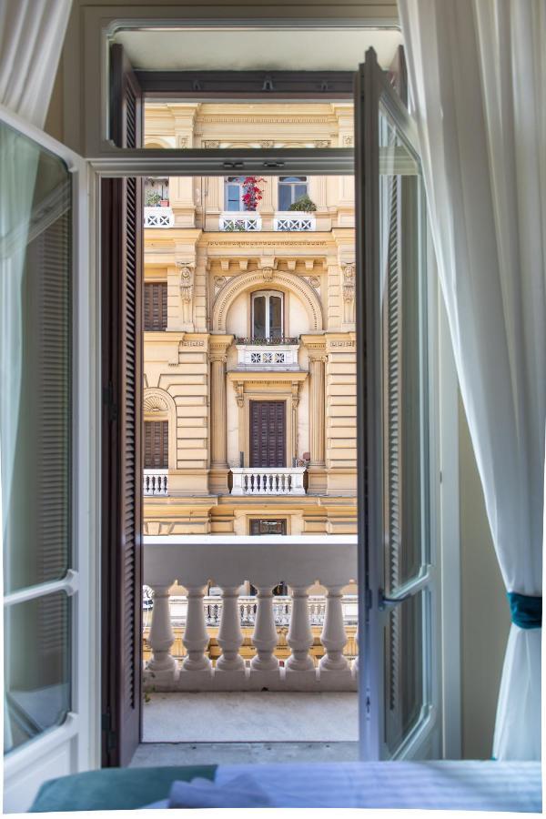 Palazzo Nana Suites & Apartments ナポリ エクステリア 写真