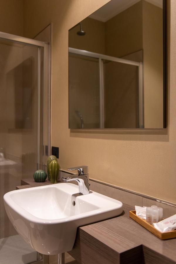 Palazzo Nana Suites & Apartments ナポリ エクステリア 写真