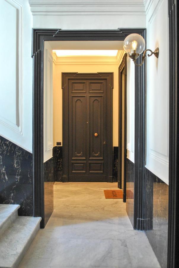 Palazzo Nana Suites & Apartments ナポリ エクステリア 写真
